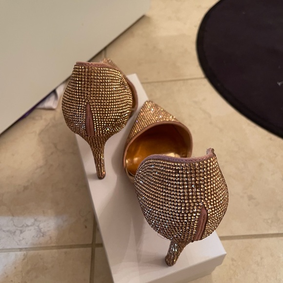 Peach/Rose gold Colour with silver grindstone - Picture 2 of 5